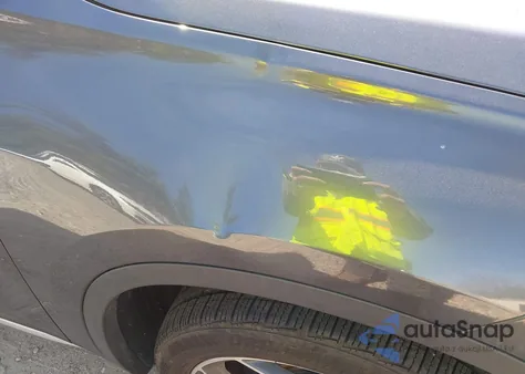 2017 BMW X1 xDrive28I из США, поврежденный, VIN WBXHT3C38H5F85335